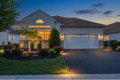3 Daulton Dr, Franklin Township, NJ 08873 - Photo 2