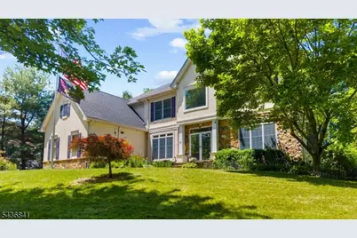 14 Hawk Dr, Raritan Township, NJ 08551 - Photo 1