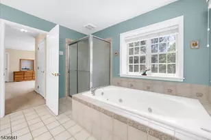 14 Hawk Dr, Raritan Township, NJ 08551 - Photo 20