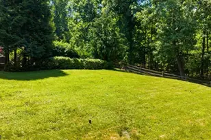14 Hawk Dr, Raritan Township, NJ 08551 - Photo 40