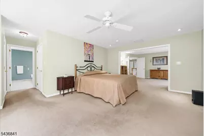 14 Hawk Dr, Raritan Township, NJ 08551 - Photo 18