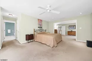 14 Hawk Dr, Raritan Township, NJ 08551 - Photo 18
