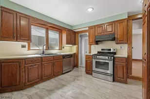 26 Ferncliff Rd, Bloomfield, NJ 07003 - Photo 10