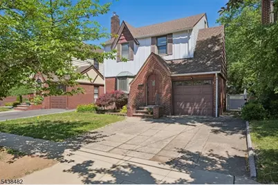 26 Ferncliff Rd, Bloomfield, NJ 07003 - Photo 2