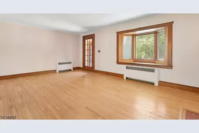 26 Ferncliff Rd, Bloomfield, NJ 07003 - Photo 8