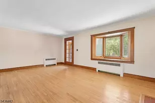 26 Ferncliff Rd, Bloomfield, NJ 07003 - Photo 8
