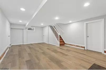 26 Ferncliff Rd, Bloomfield, NJ 07003 - Photo 20