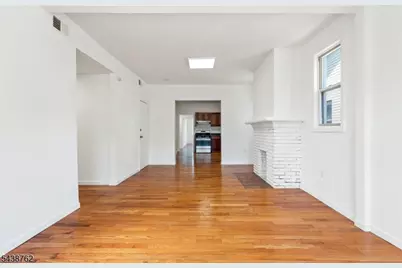 1043 Hunterdon St #2, Newark, NJ 07112 - Photo 6