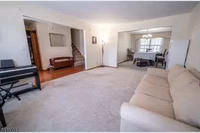 2663 Hawthorne Ave, Union Township, NJ 07083 - Photo 6
