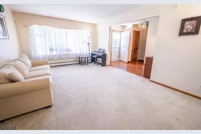 2663 Hawthorne Ave, Union Township, NJ 07083 - Photo 8