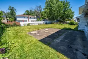 2663 Hawthorne Ave, Union Township, NJ 07083 - Photo 24