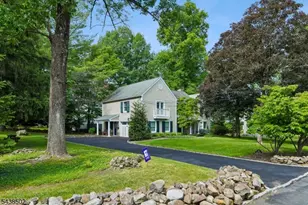 24 Canoe Brook Rd, Millburn, NJ 07078 - Photo 40