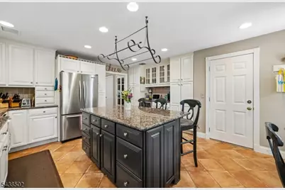 24 Canoe Brook Rd, Millburn, NJ 07078 - Photo 10