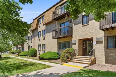 2 Honiss St. #2A, Newark, NJ 07109 - Photo 1