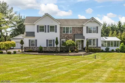 29 Sutphin Rd, Raritan Township, NJ 08822 - Photo 1