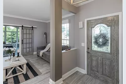 29 Sutphin Rd, Raritan Township, NJ 08822 - Photo 2
