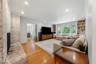 25 Arvida Dr, Hopewell Township, NJ 08534 - Photo 8