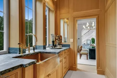 171 Campbell Rd, Bernardsville, NJ 07924 - Photo 16