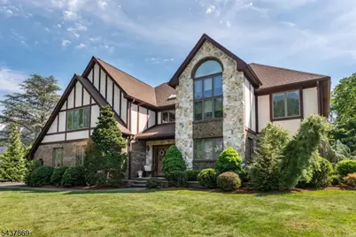 13 Fox Run, North Caldwell, NJ 07006 - Photo 2