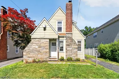 10 Carlyle Ave, Morris Plains, NJ 07950 - Photo 2