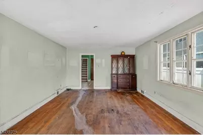10 Carlyle Ave, Morris Plains, NJ 07950 - Photo 14