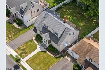 779 Hemlock Rd, Union Township, NJ 07083 - Photo 2