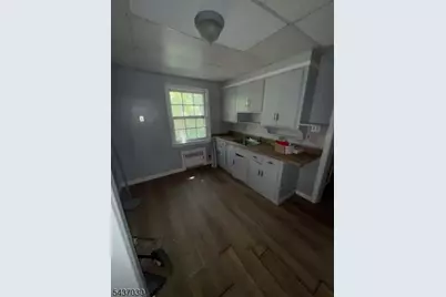 10 McGotty Pl #2, Irvington, NJ 07111 - Photo 2