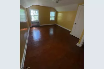 10 McGotty Pl #2, Irvington, NJ 07111 - Photo 8