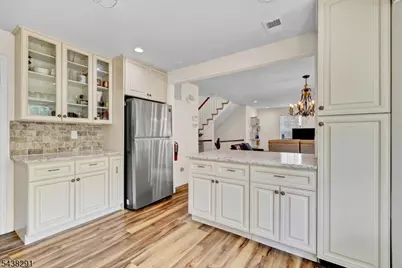 810 Plymouth Rd, North Brunswick Township, NJ 08902 - Photo 26