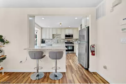 810 Plymouth Rd, North Brunswick Township, NJ 08902 - Photo 22