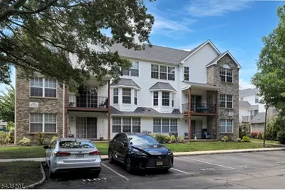 810 Plymouth Rd, North Brunswick Township, NJ 08902 - Photo 2