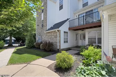 810 Plymouth Rd, North Brunswick Township, NJ 08902 - Photo 8
