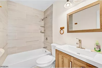 810 Plymouth Rd, North Brunswick Township, NJ 08902 - Photo 40