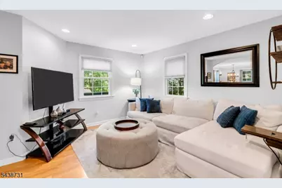 28 Long View Trl, Denville, NJ 07834 - Photo 10