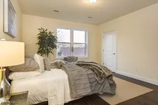 90 Clinton Ave, Newark, NJ 07114 - Photo 12