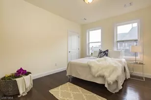 90 Clinton Ave, Newark, NJ 07114 - Photo 6