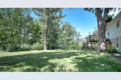 54 Oak Crest Rd, West Orange Township, NJ 07052 - Photo 22