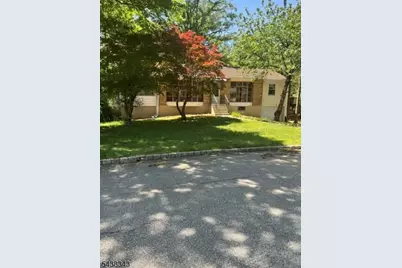 54 Oak Crest Rd, West Orange Township, NJ 07052 - Photo 1