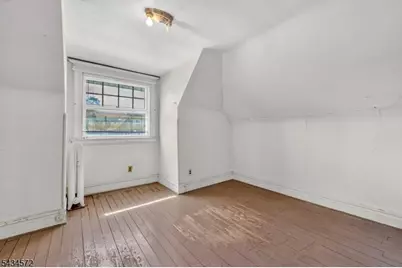 704 Parker St, Newark, NJ 07104 - Photo 34
