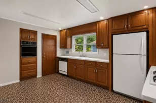 704 Parker St, Newark, NJ 07104 - Photo 14