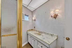 704 Parker St, Newark, NJ 07104 - Photo 28