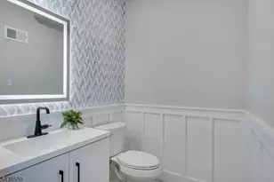 54 Nevsky St, Edison Twp., NJ 08820 - Photo 10