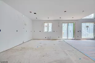 54 Nevsky St, Edison Twp., NJ 08820 - Photo 14
