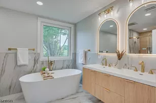 54 Nevsky St, Edison Twp., NJ 08820 - Photo 46