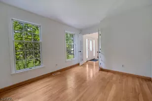 8 Glen Eagles Rd, Washington Township, NJ 07882 - Photo 12
