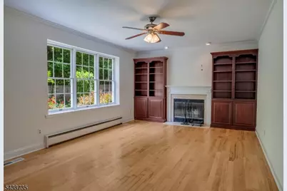 8 Glen Eagles Rd, Washington Township, NJ 07882 - Photo 10