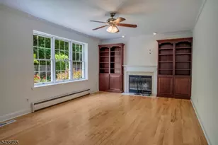 8 Glen Eagles Rd, Washington Township, NJ 07882 - Photo 10