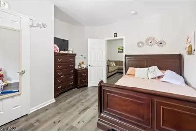 164 Parker St, Newark, NJ 07104 - Photo 20