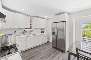 164 Parker St, Newark, NJ 07104 - Photo 10