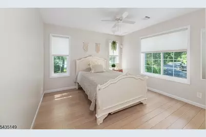 2070 Lakeside Dr W, Vernon, NJ 07422 - Photo 22